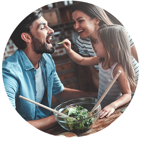 Family Dinner - Salad | Coalescence